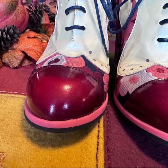 Fluvog Attic Bahiana Lace-Up Heel in Red Floral - Picture 6 of 10